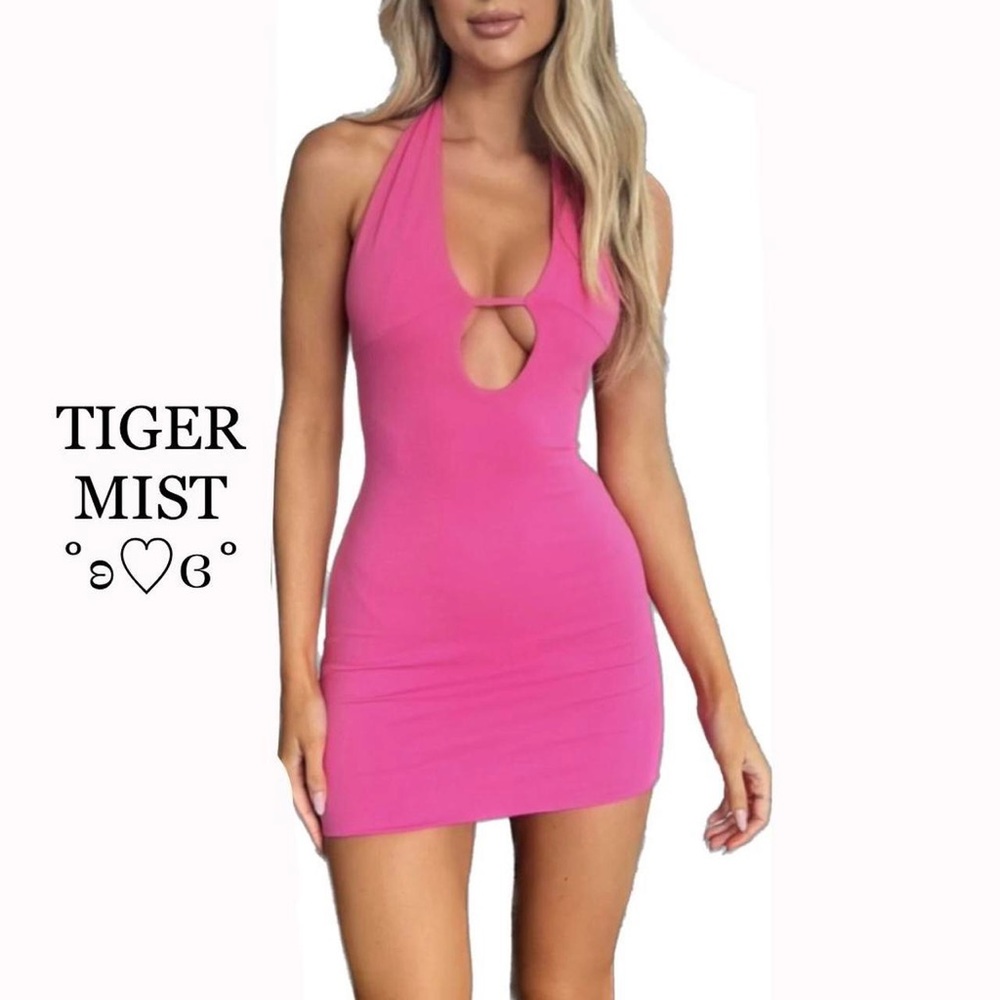 Tiger Mist Hot Pink Cut Out Halter Bodycon Mini Dress💘